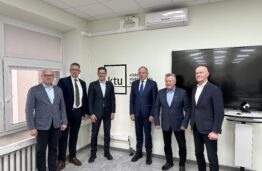 LR Energetikos ministro vizitas KTU EEF: diskusija apie Lietuvos energetikos transformaciją
