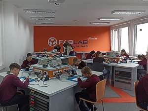 Erdvėlaivis-Žemė-2025_FabLab-Junior-1