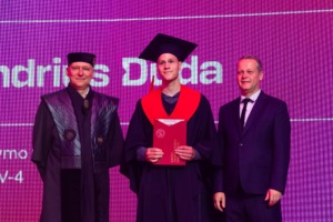 103-osios KTU laidos diplomų įteikimo šventė