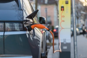 Elektromobilis